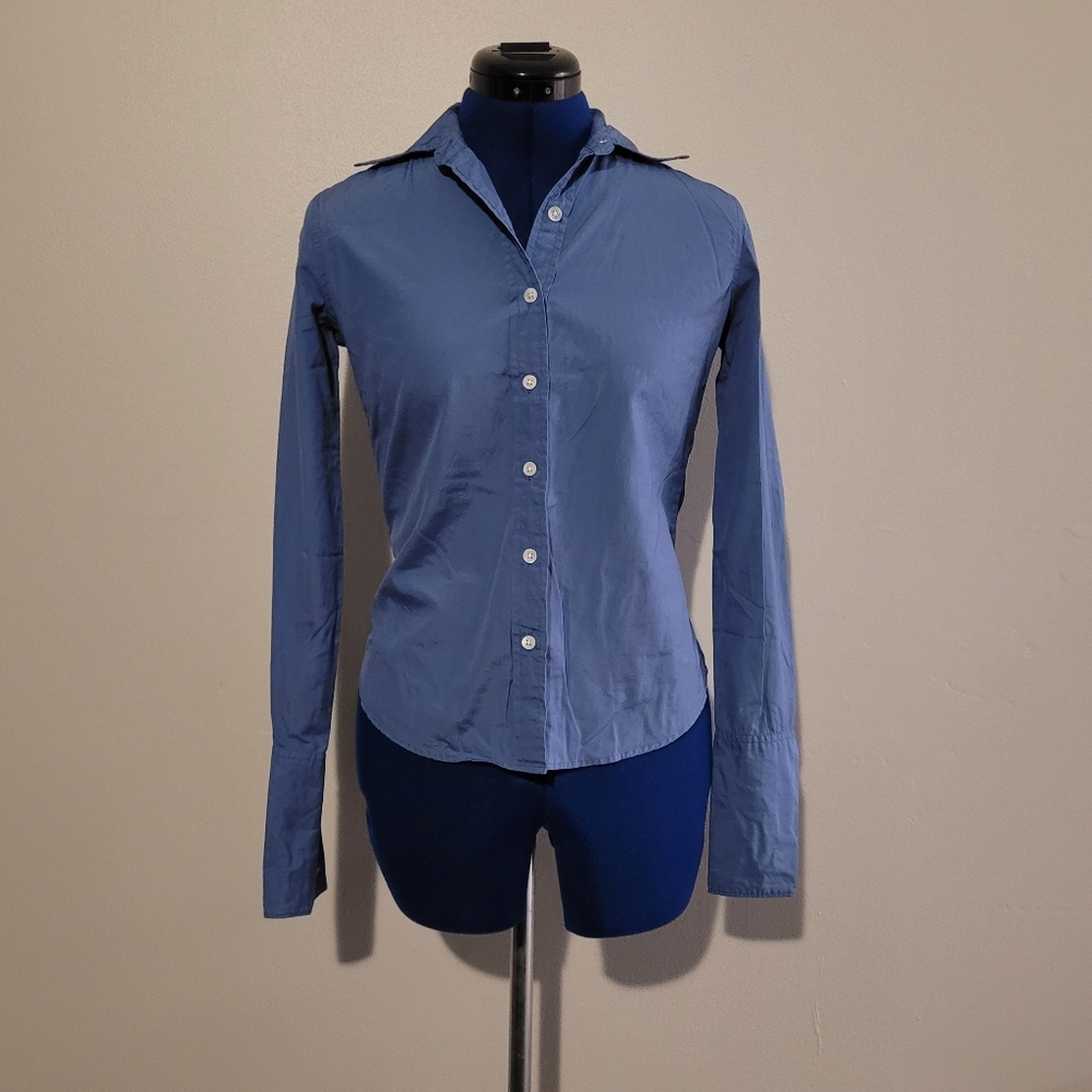 Banana Republic Factory - Blue Button Down 💙
